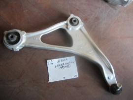 Nissan - Lower Arm Control - RIGHT SIDE